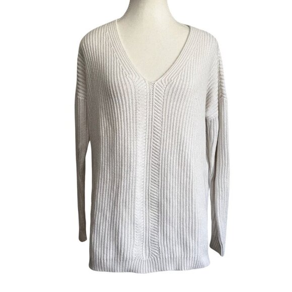 ARITZIA BABATON WHITE V-NECK SWEATER - XS - Picture 1 of 11